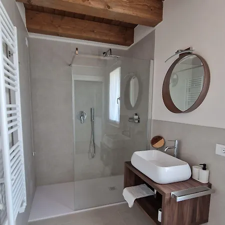 Casa Ossan Bed & Breakfast