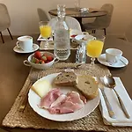 Casa Ossan Bed and Breakfast